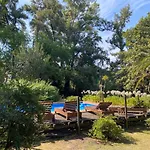 Cabanas Del Pilar, Zona Austral
